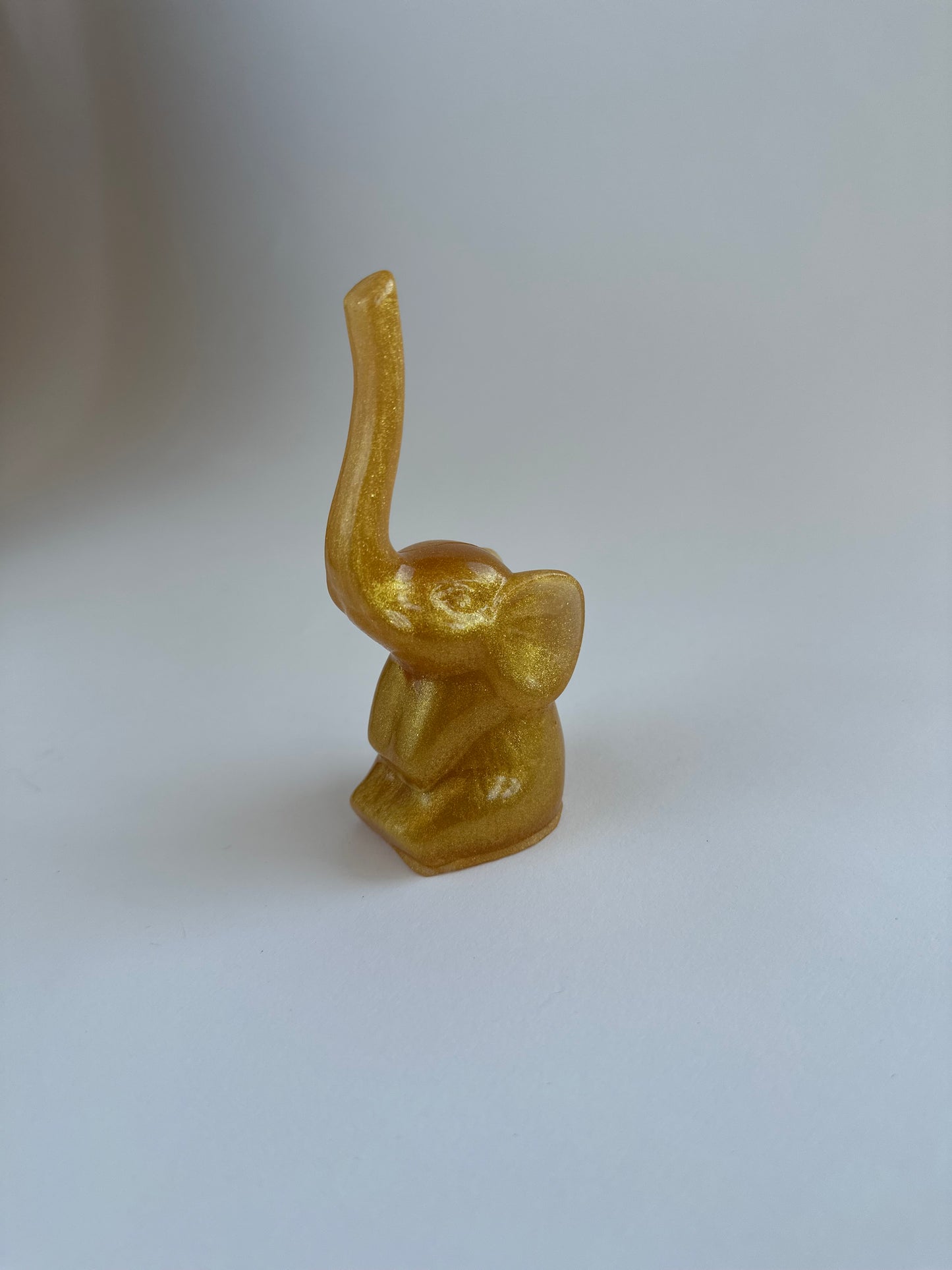 Resin Elephant Ring Holder